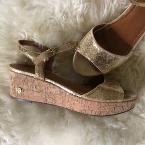 Tory Burch Shoes - Tory Burch crackled gold Platforms Tory Burch Shoes - Tory Burch crackled gold Platforms